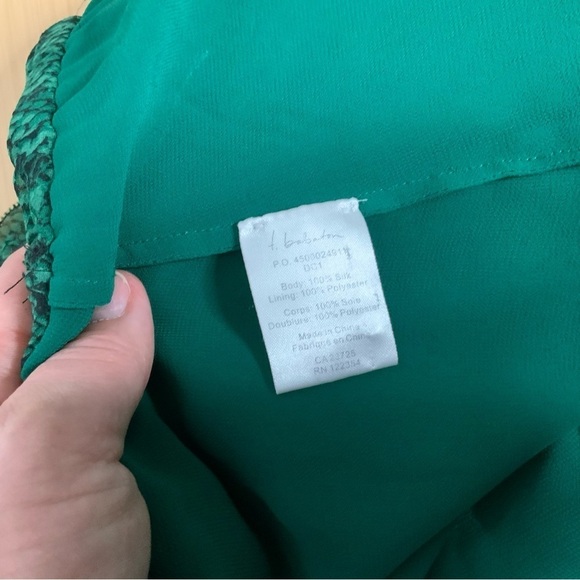 Aritzia BABATON‎ 100% Silk Dress. - Picture 11 of 12